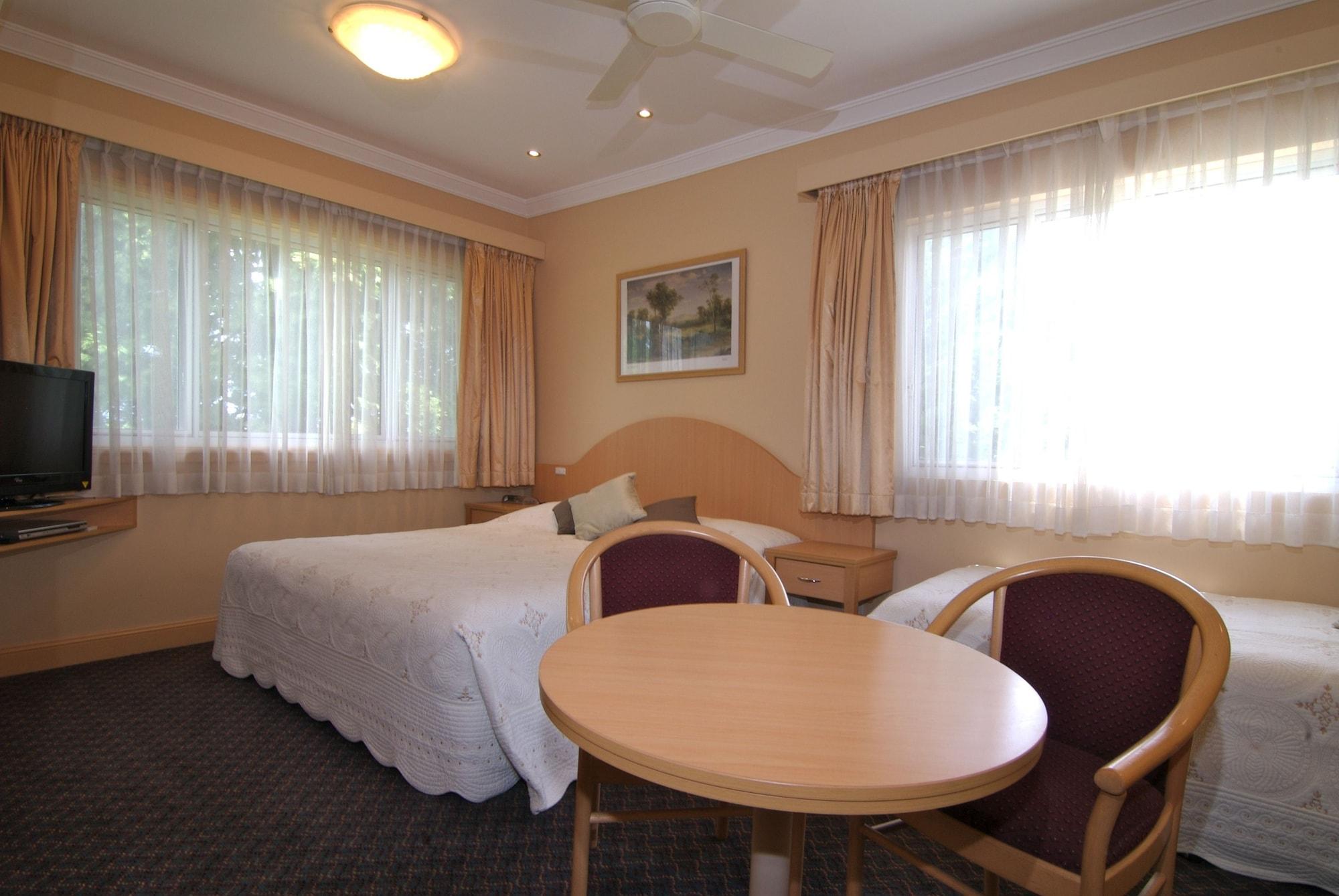 Blue Mountains Heritage Motel Катумба Экстерьер фото