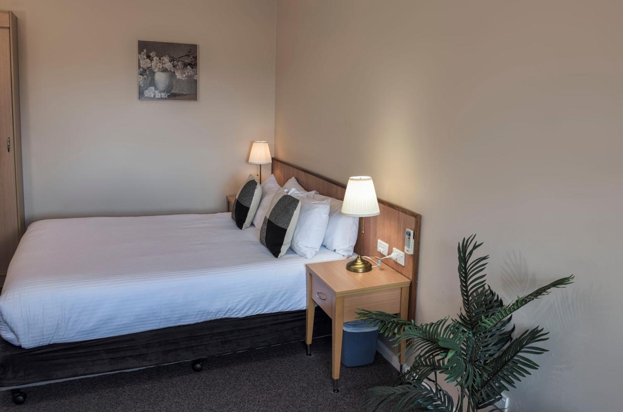Blue Mountains Heritage Motel Катумба Экстерьер фото