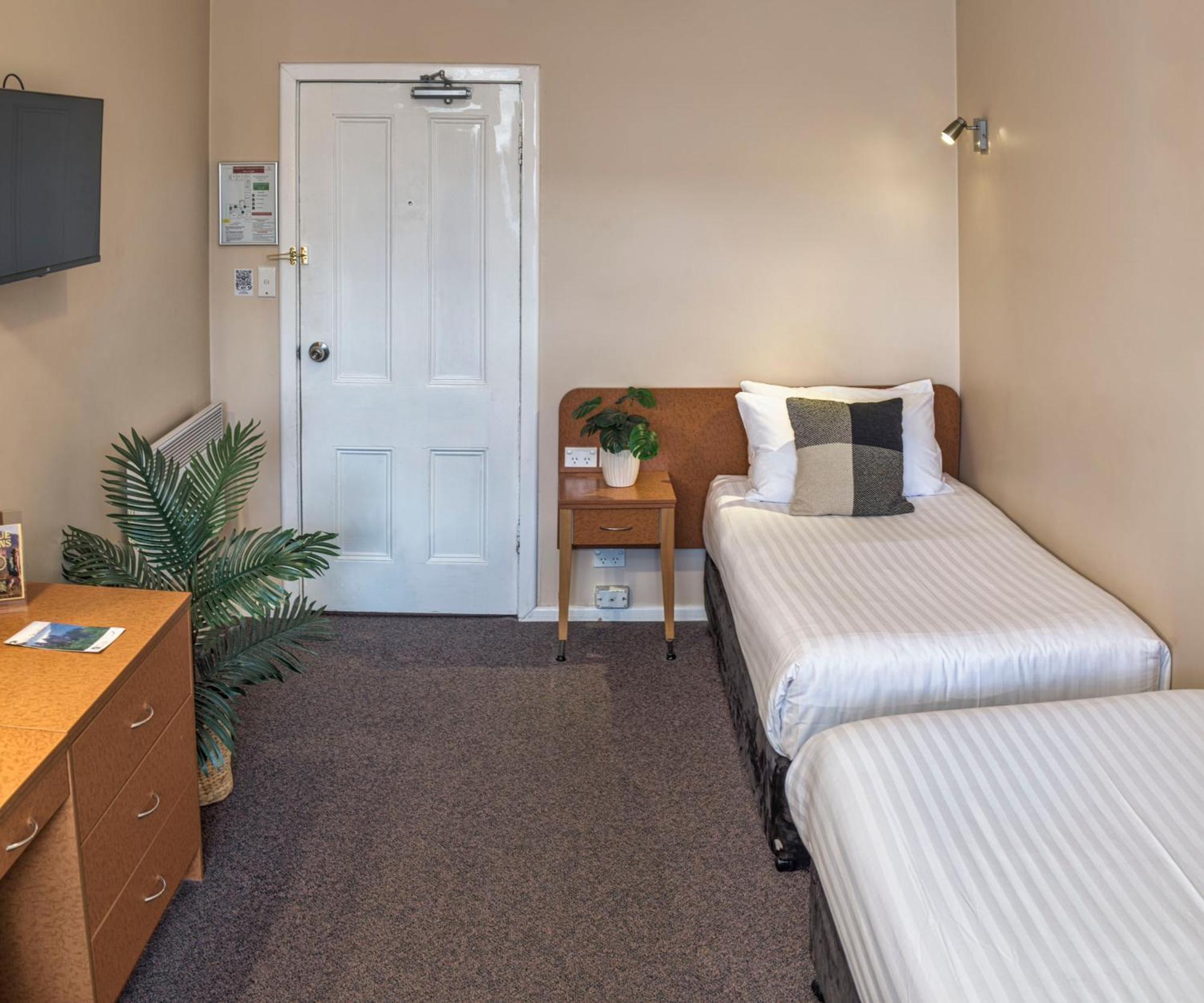 Blue Mountains Heritage Motel Катумба Экстерьер фото