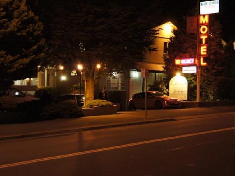 Blue Mountains Heritage Motel Катумба Экстерьер фото