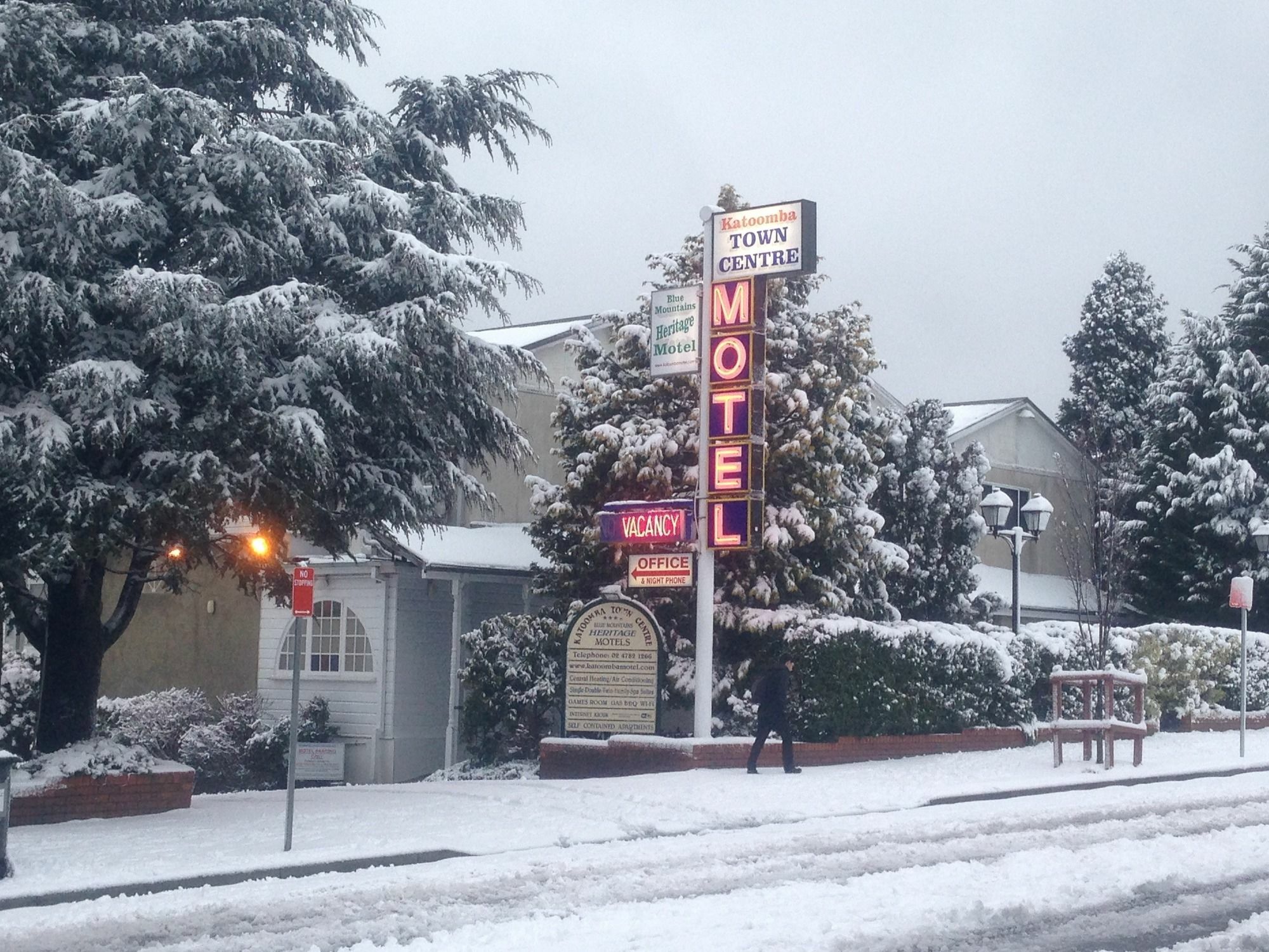 Blue Mountains Heritage Motel Катумба Экстерьер фото